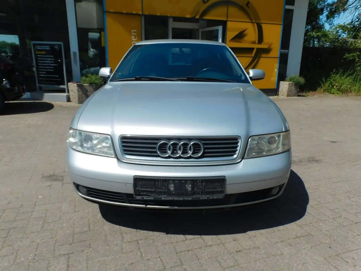 Audi A4 +LEDER+KLIMA+SHZ+EXPORT!!! Silber - 2