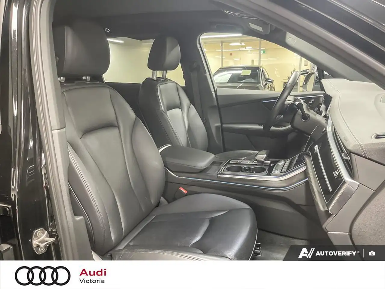 Audi Q7 снимка Audi Q7