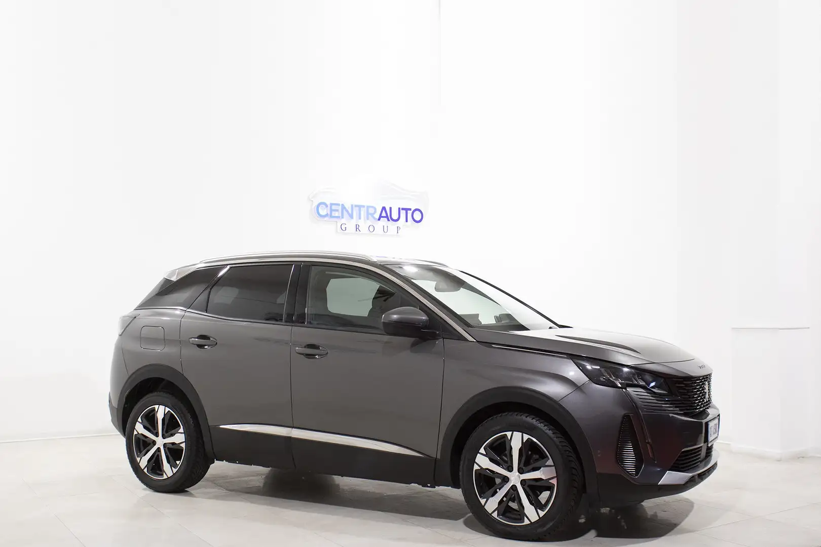 Peugeot 3008 BluHdi 130cv EAT8 ALLURE PACK *AUTOCARRO* Gris - 2