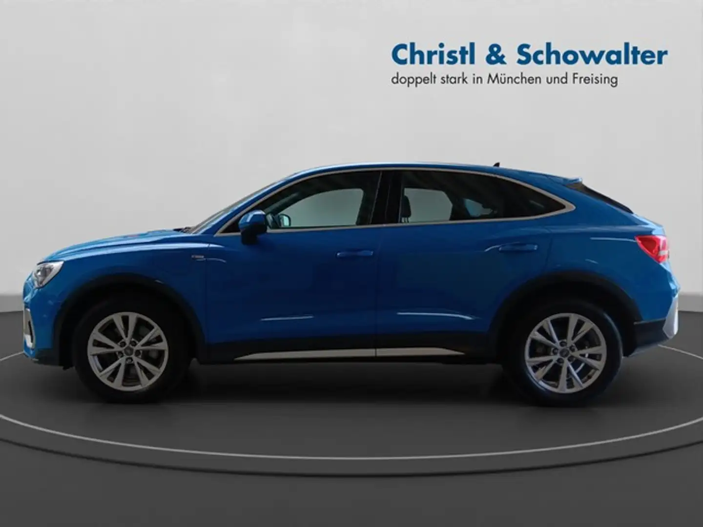 Audi Q3 Sportback 45TFSI e 2xS line SHZ NAVI ACC Blauw - 2
