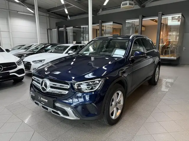 Mercedes-Benz GLC 300 de 4M LED Distr+ Navi CarPlay RCam AHK