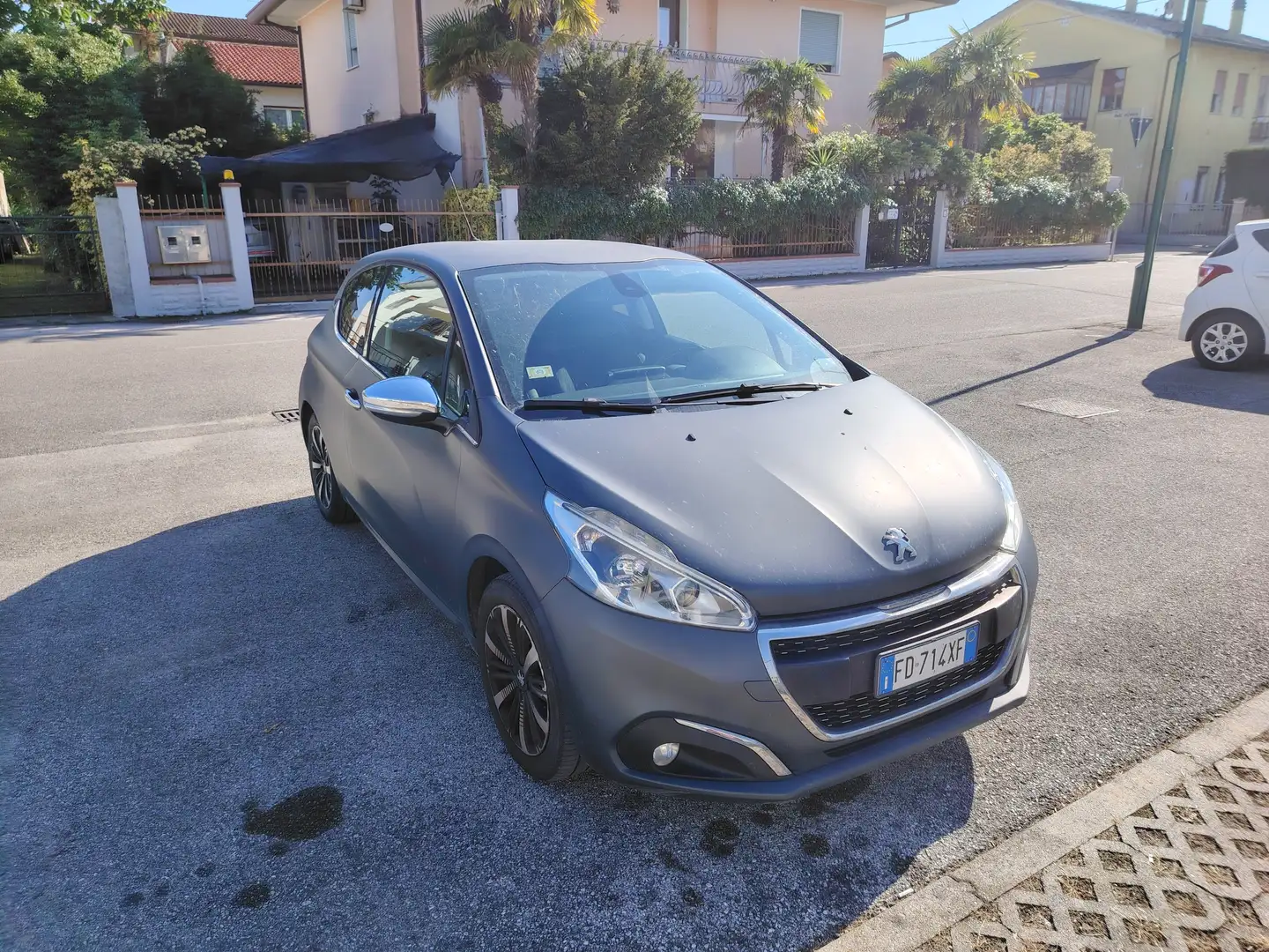 Peugeot 208 208 I 2015 3p 1.6 bluehdi Allure 75cv Grigio - 1