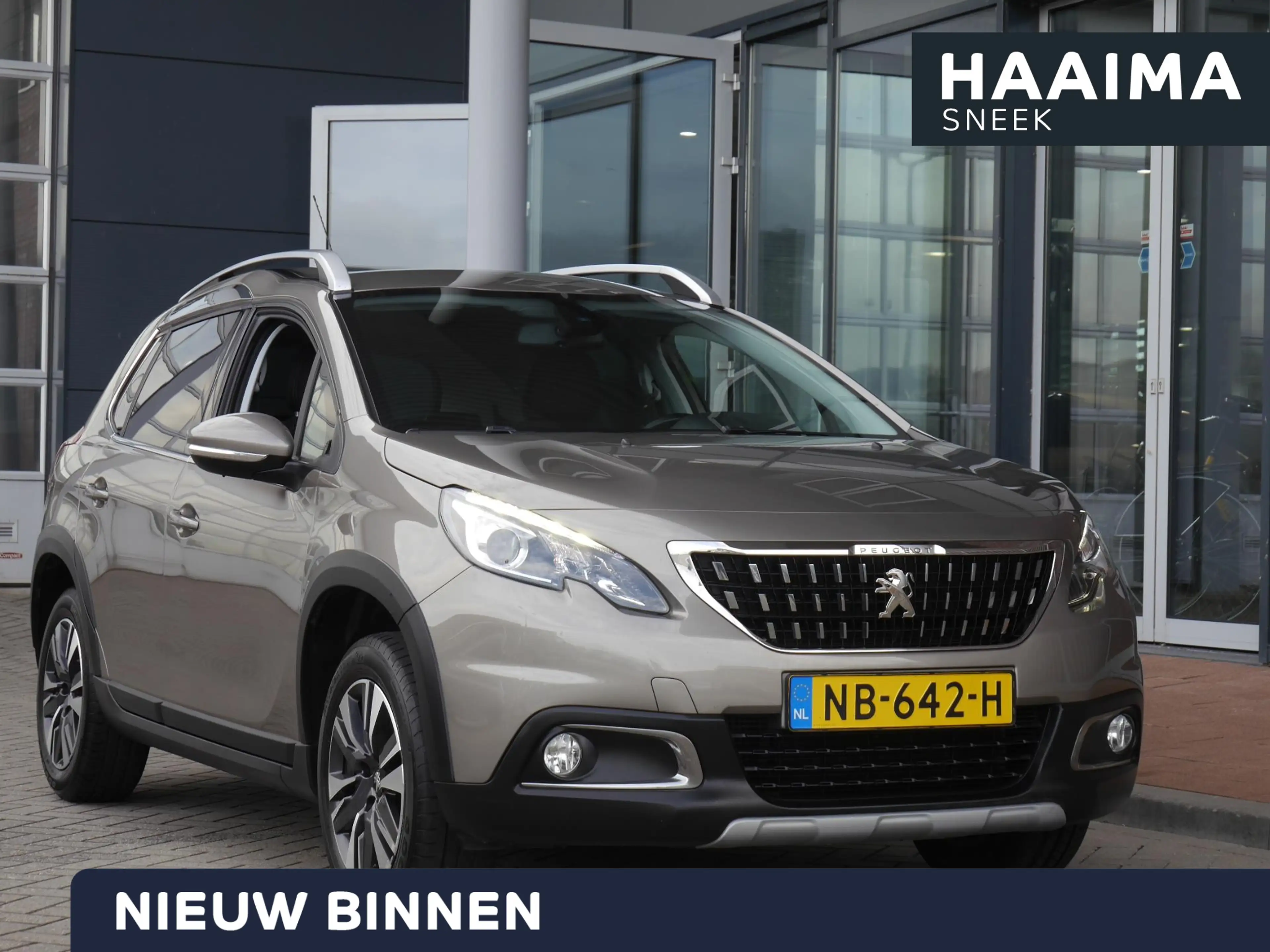 Peugeot 2008 1.2 PureTech Allure | Apple Carplay | Navigatie |