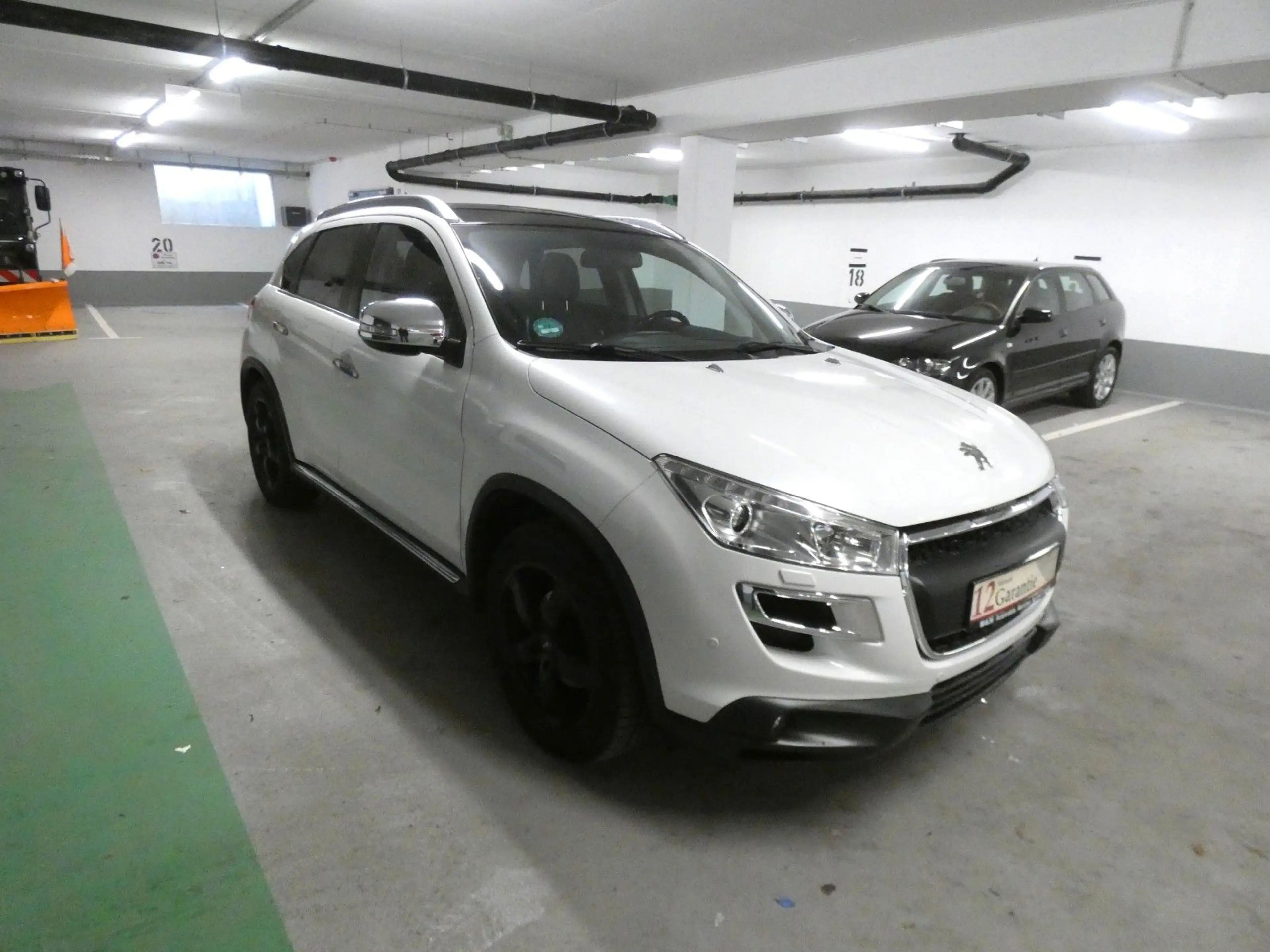 Peugeot 4008 Allure 4WD*NAVI*PDC*AHK*RFK* — photo 3