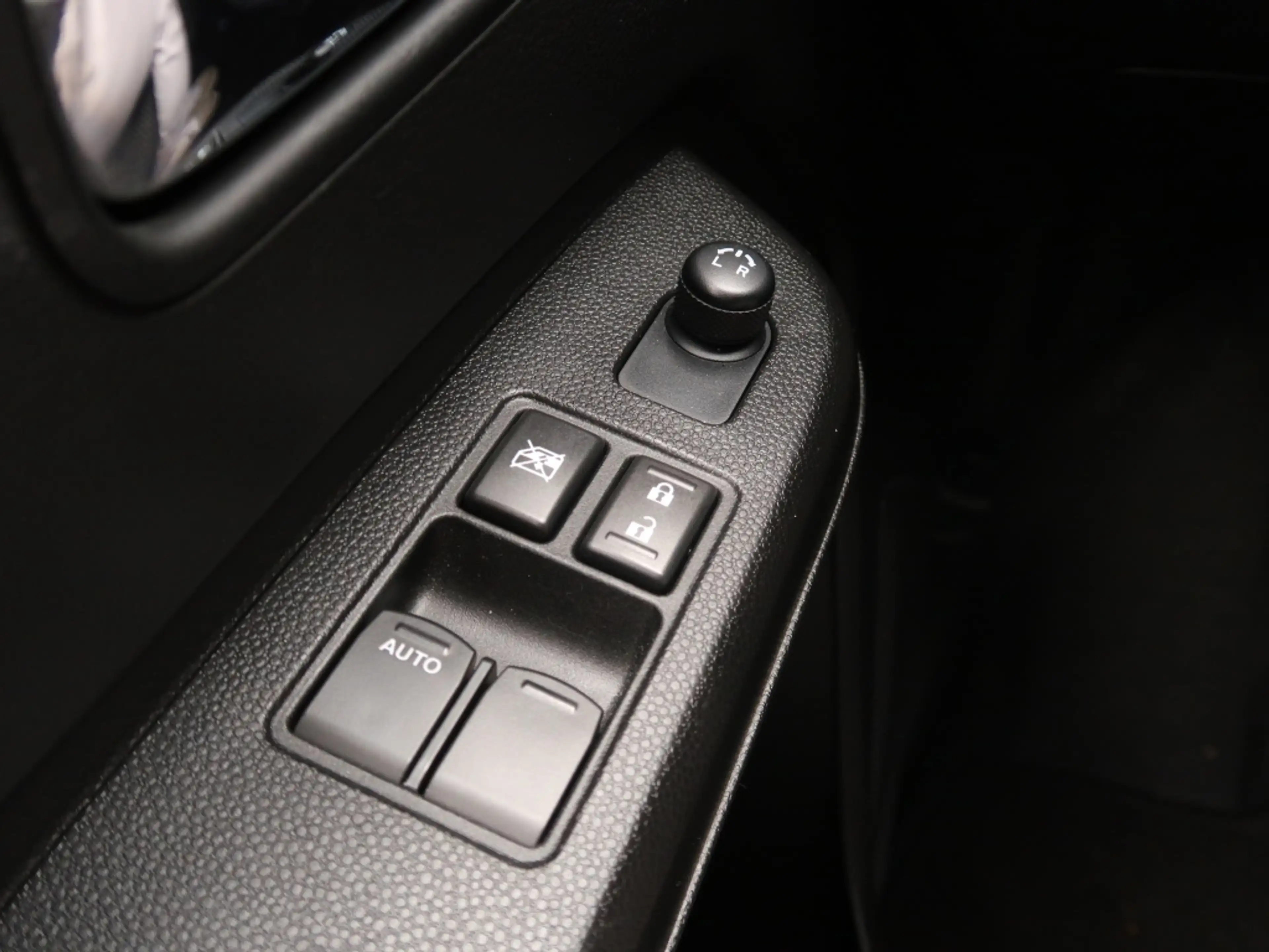 Suzuki Ignis 1.2 Smart Hybrid Automaat Select — photo 10