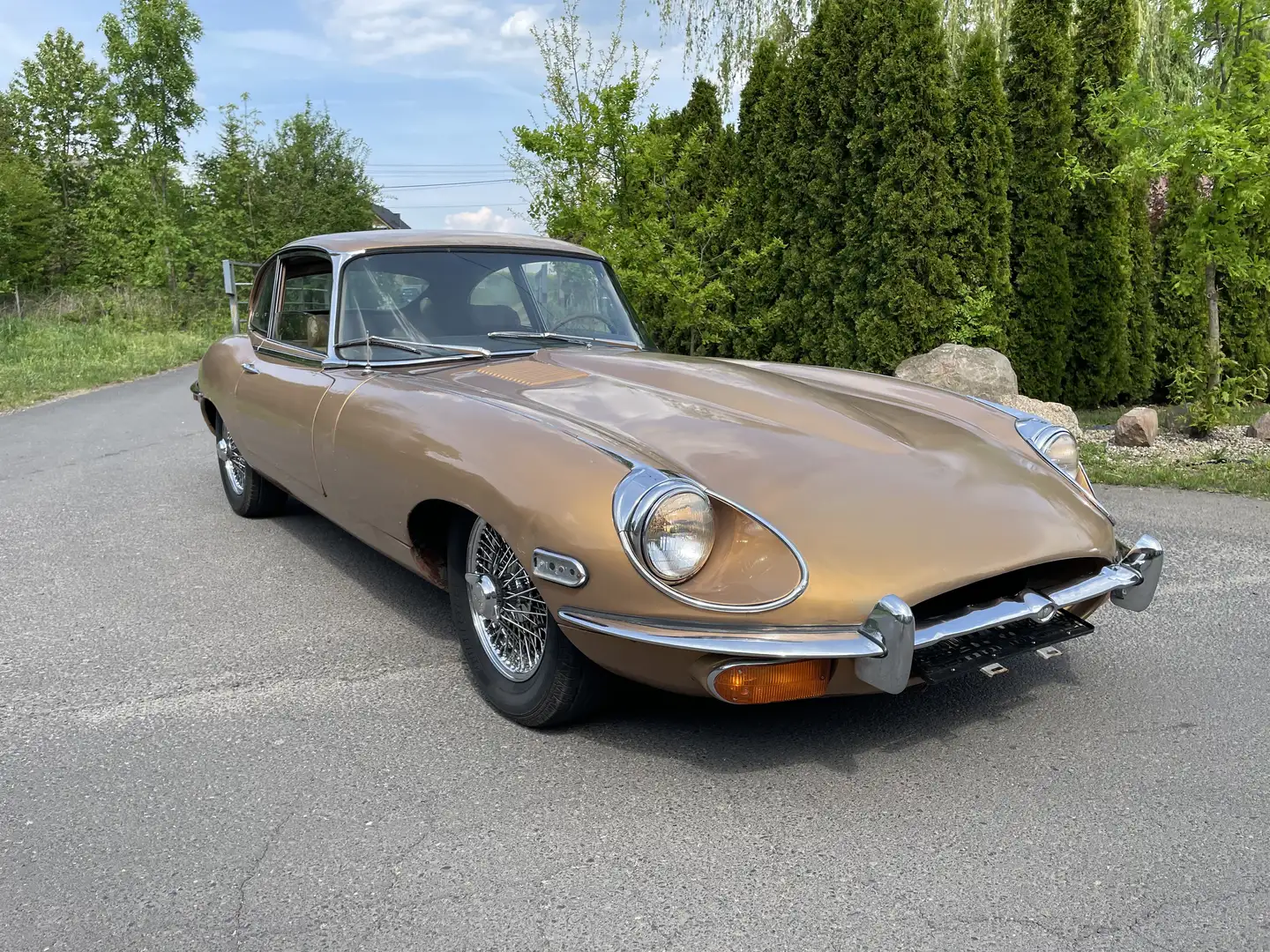 Jaguar E-Type Złoty - 2