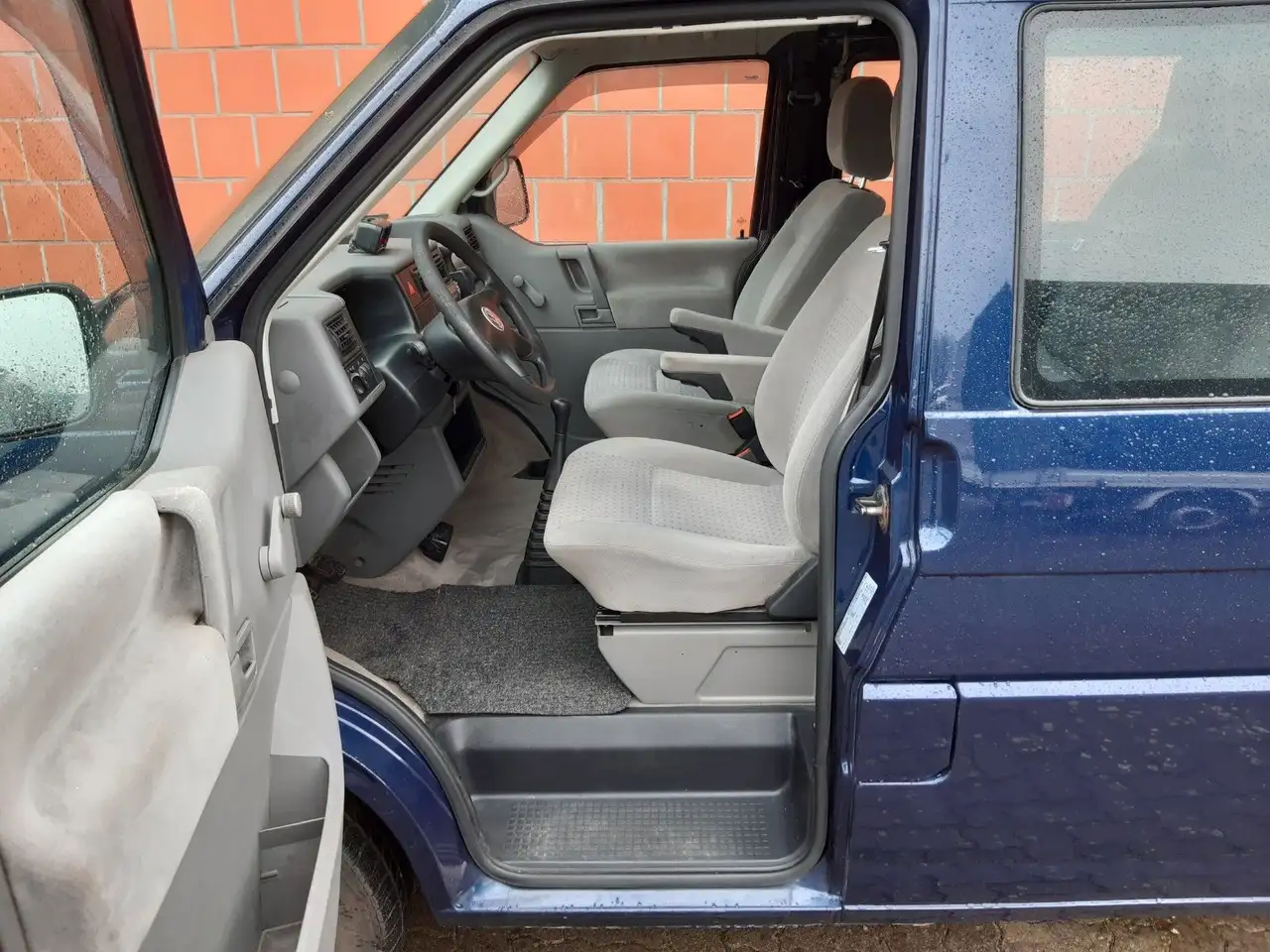 Volkswagen T4 lang 2,5 TDI - 102 PS, foto 6