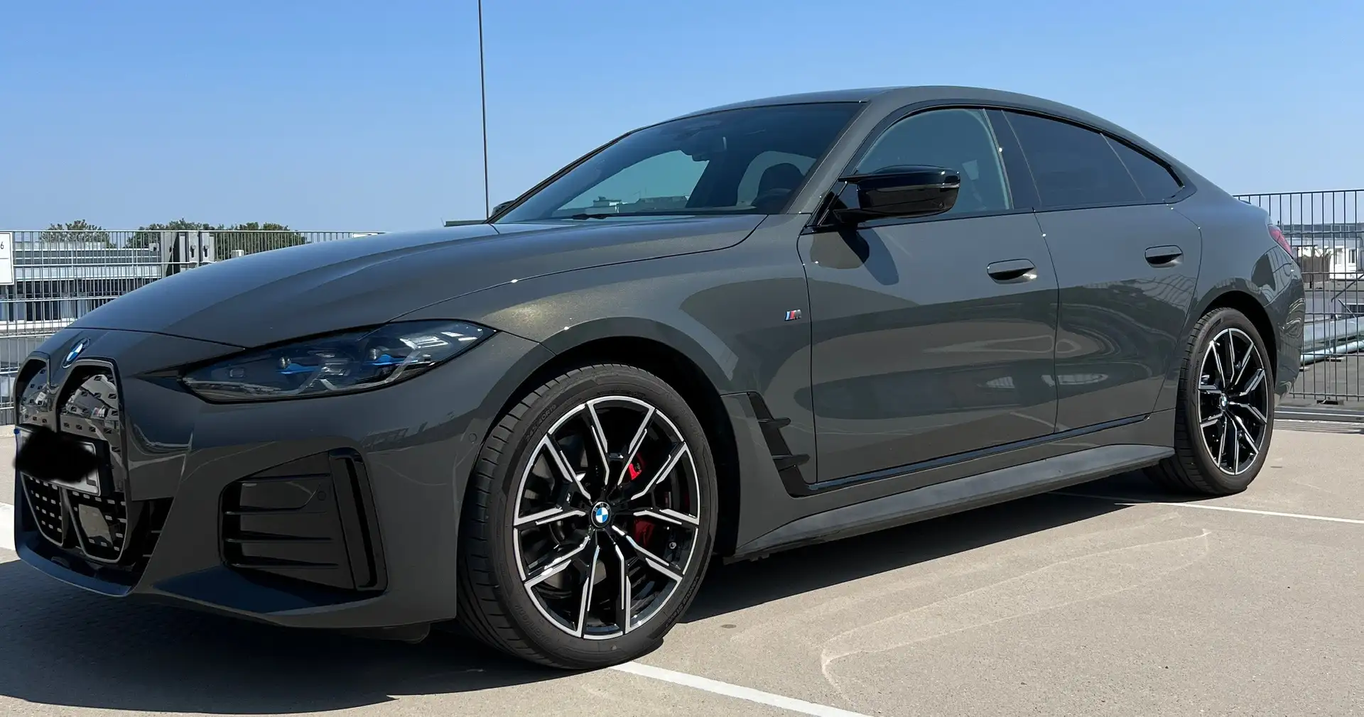 BMW i4 M50 Gran Coupe Grau - 2