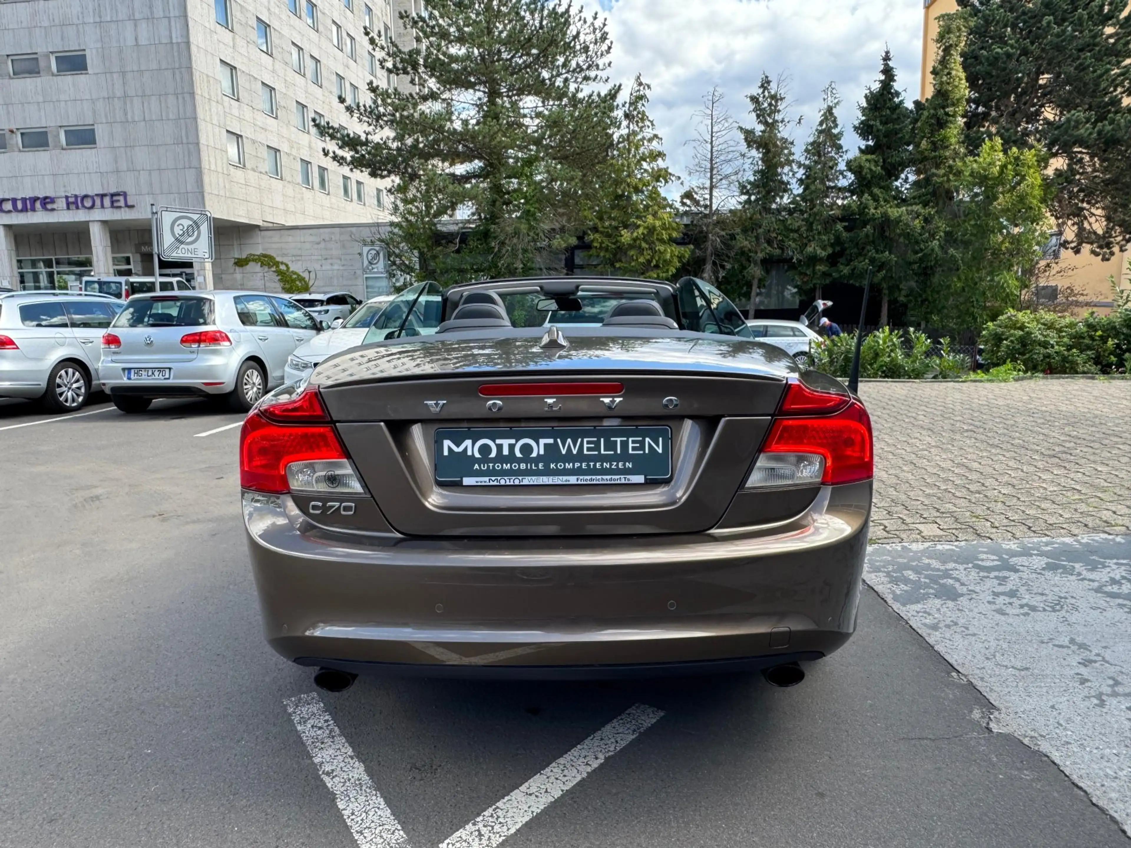 Volvo C70 C 70 D3 DPF Momentum D3 DPF EU5 Momentum — photo 5