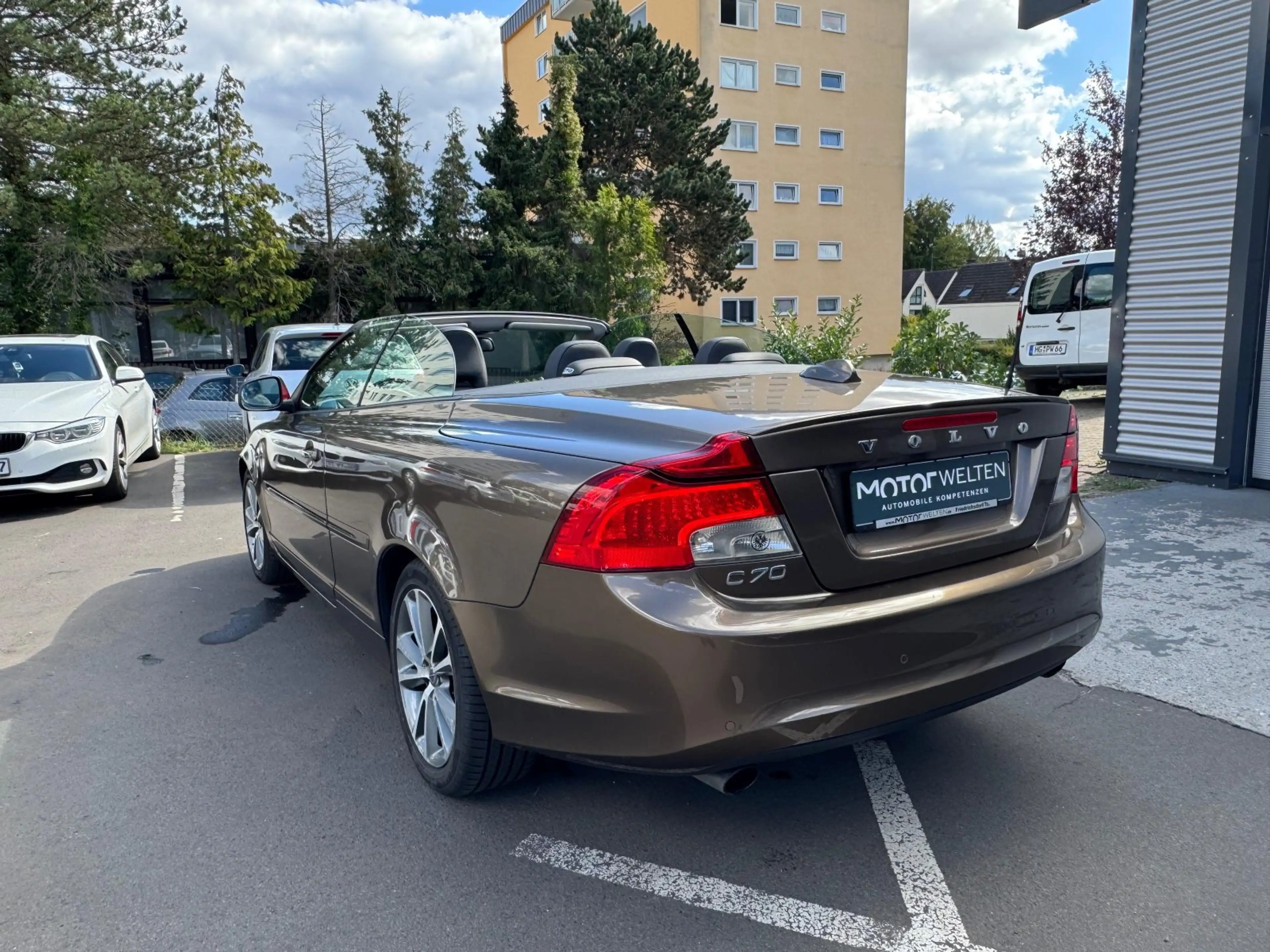 Volvo C70 C 70 D3 DPF Momentum D3 DPF EU5 Momentum — photo 6