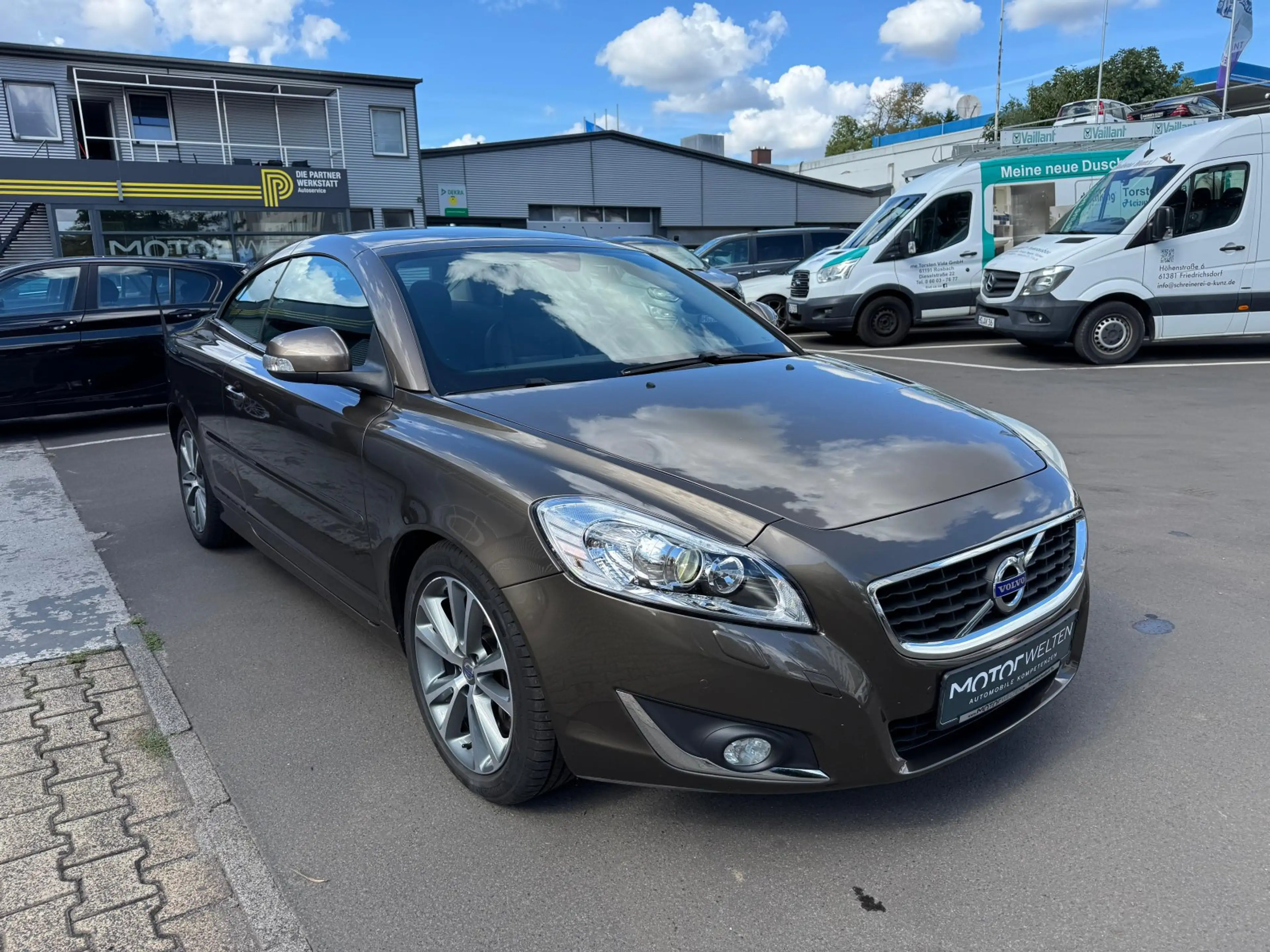 Volvo C70 C 70 D3 DPF Momentum D3 DPF EU5 Momentum — photo 11