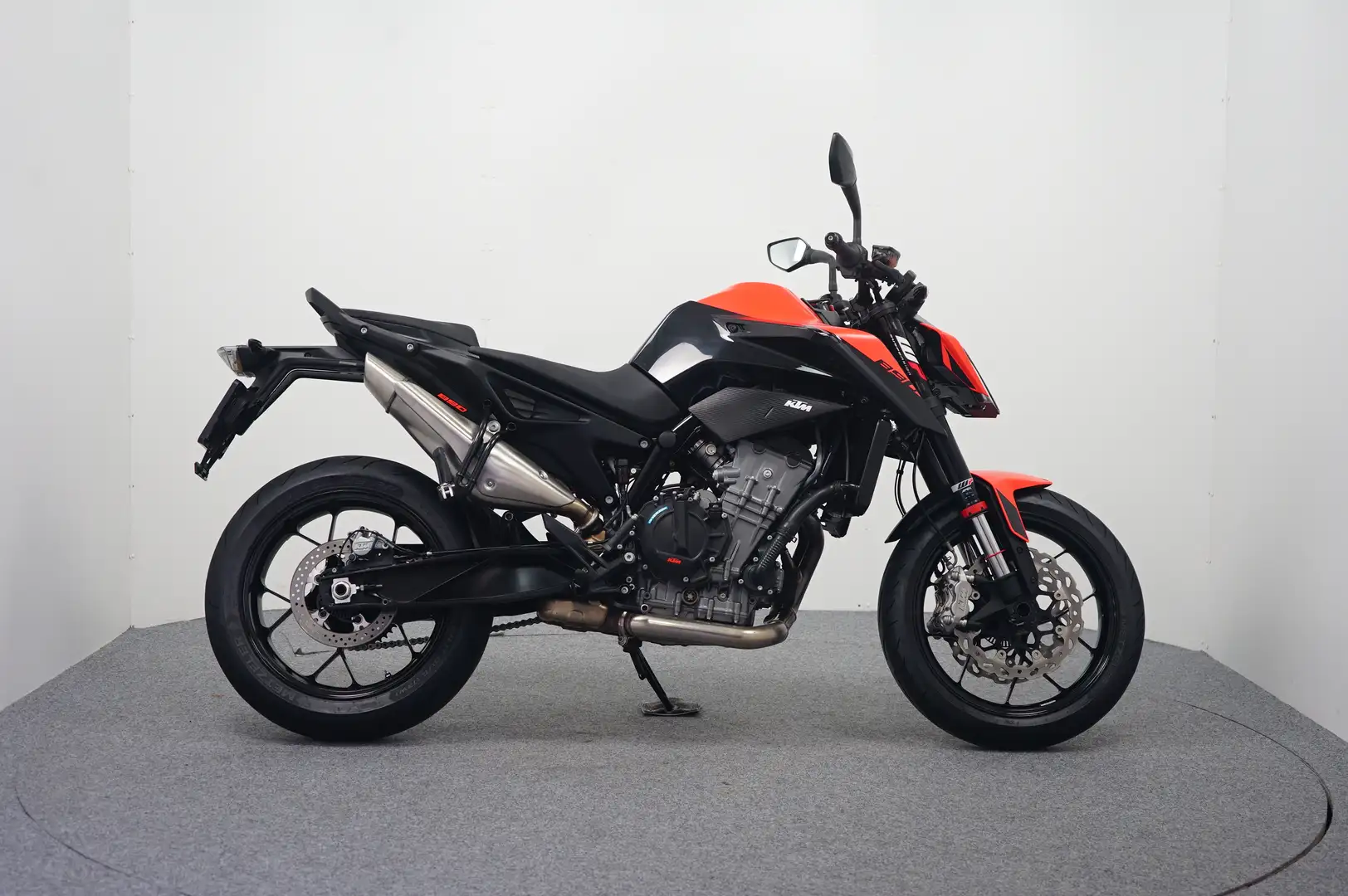 KTM 890 Duke ABS Oranje - 1