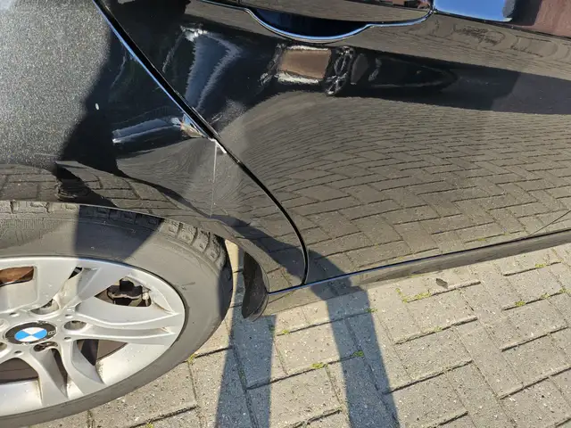BMW 3 Series view 29