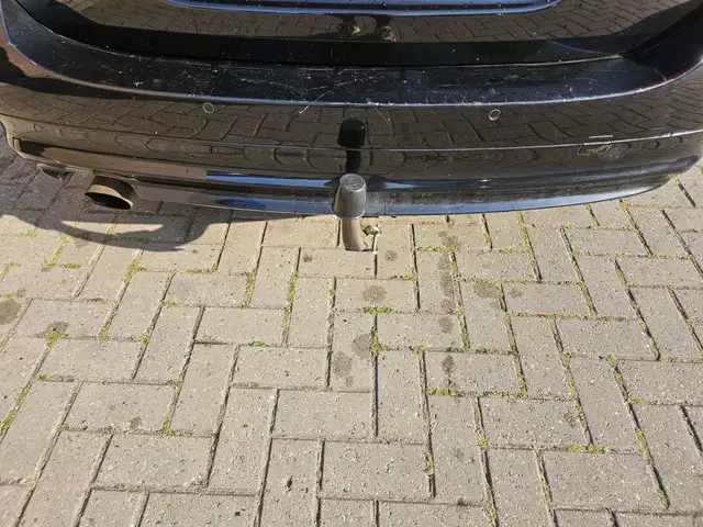 BMW 3 Series view 25