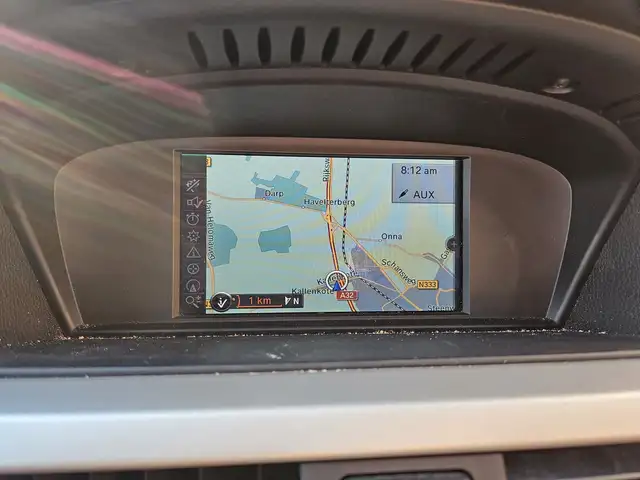 BMW 3 Series view 14