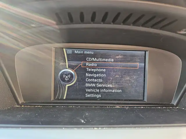 BMW 3 Series view 11