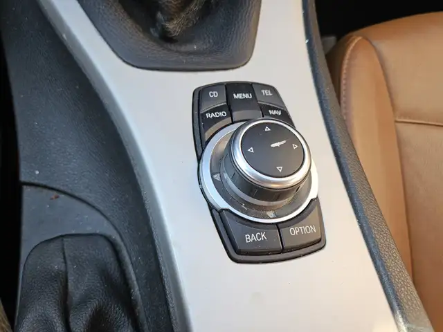 BMW 3 Series view 17