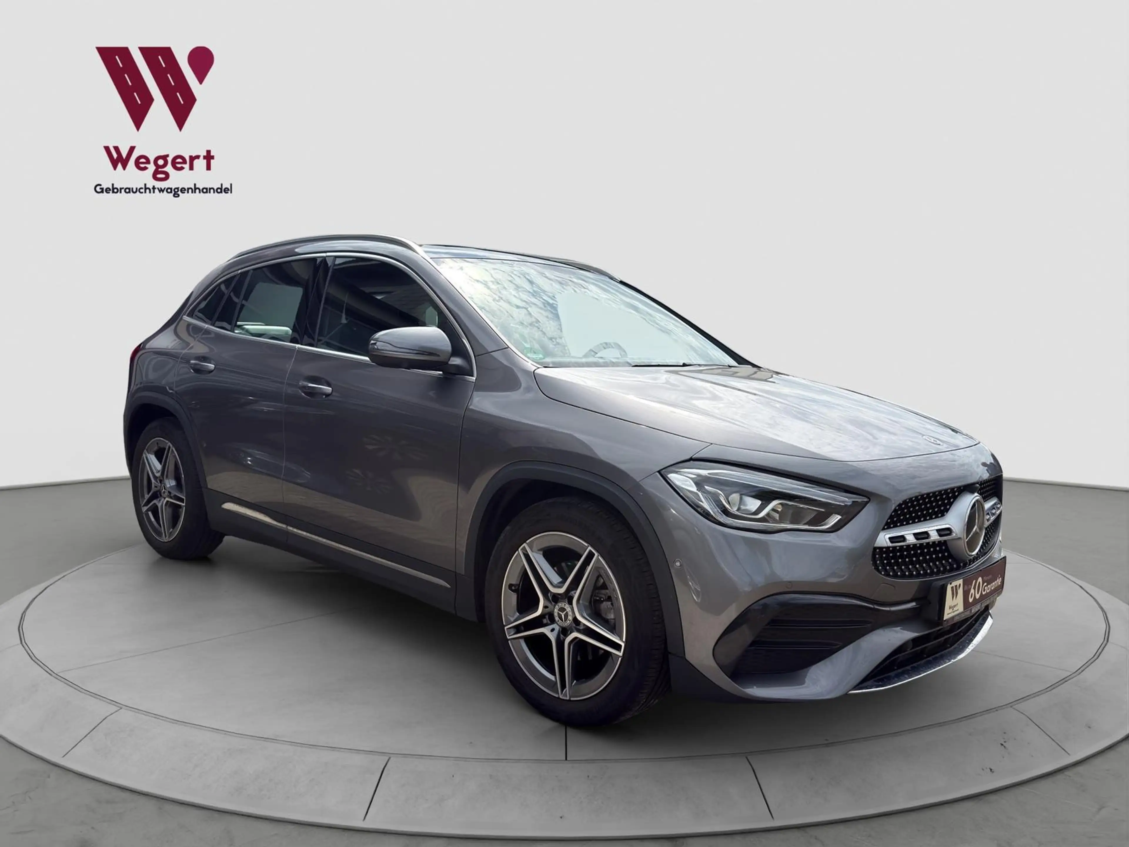 Mercedes-Benz GLA 200 *4MATIC*PANO*AHK*AMG*DISTRO*CARPLAY*360* — photo 6