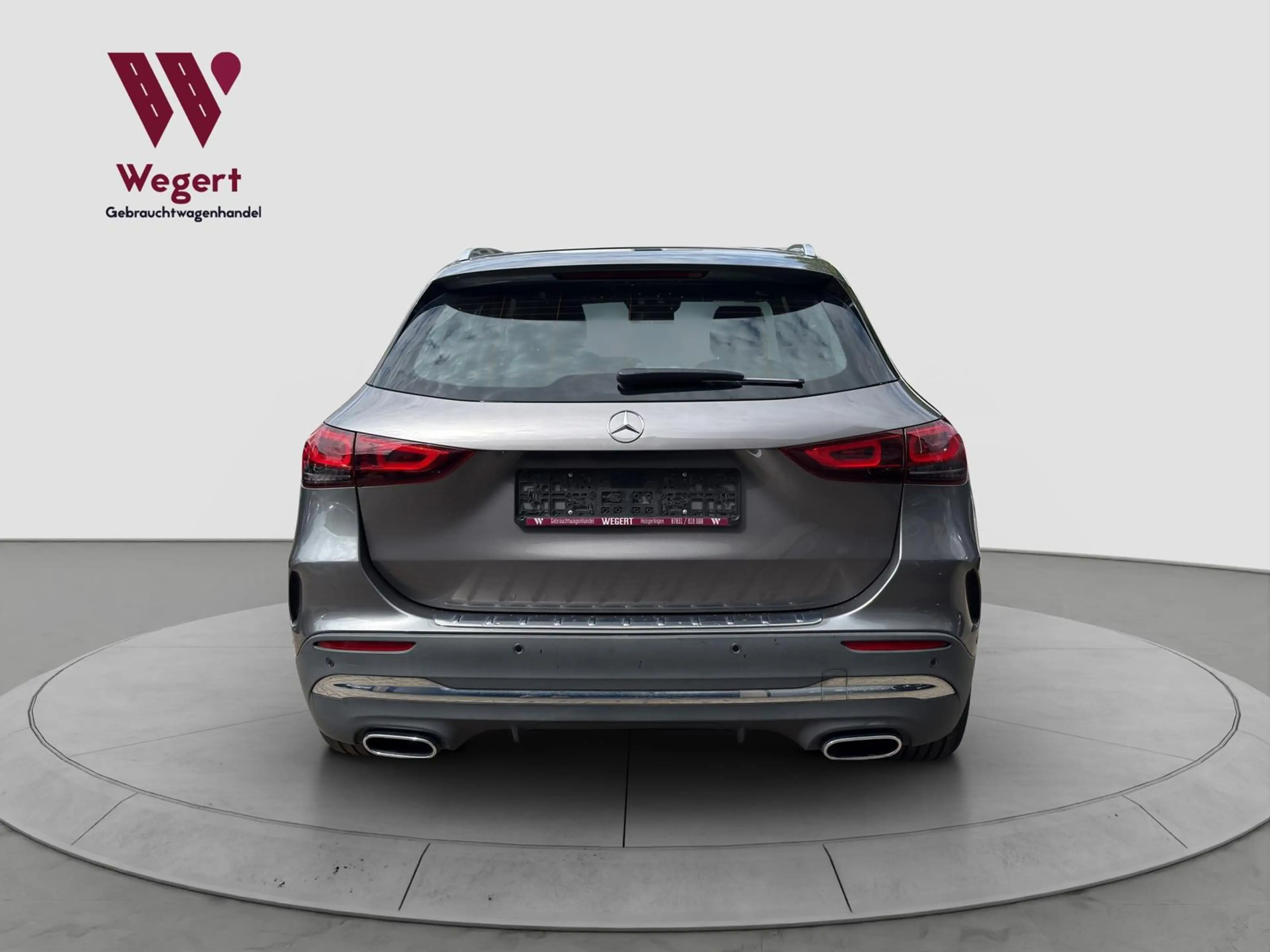 Mercedes-Benz GLA 200 *4MATIC*PANO*AHK*AMG*DISTRO*CARPLAY*360* — photo 11