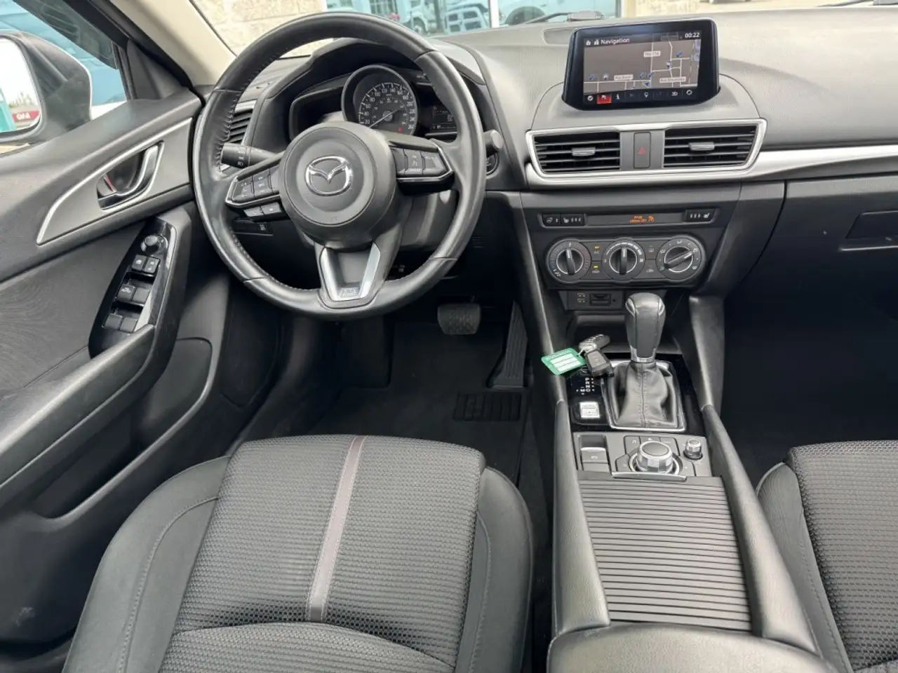 Mazda 3 снимка Mazda 3