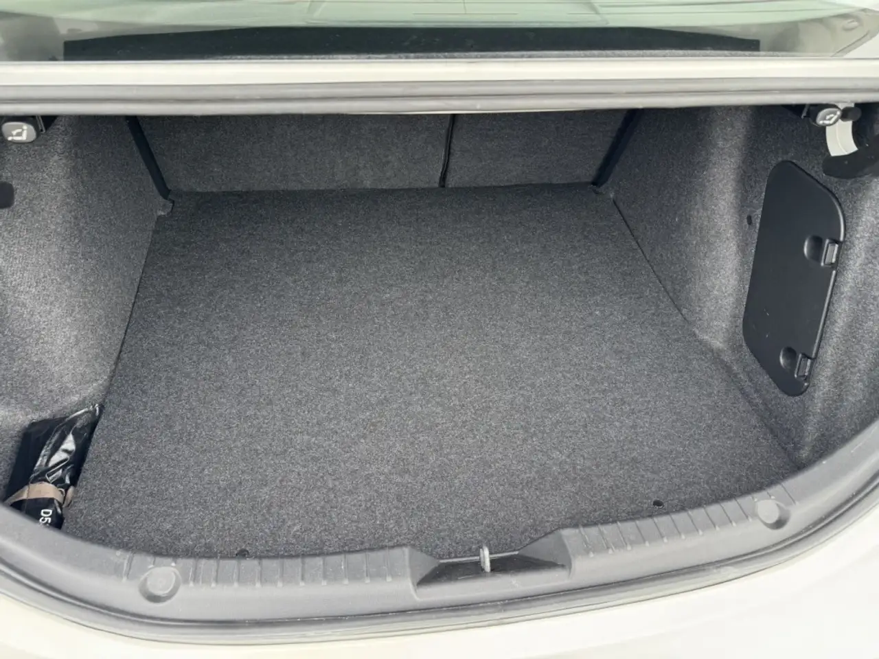 Mazda 3 снимка Mazda 3