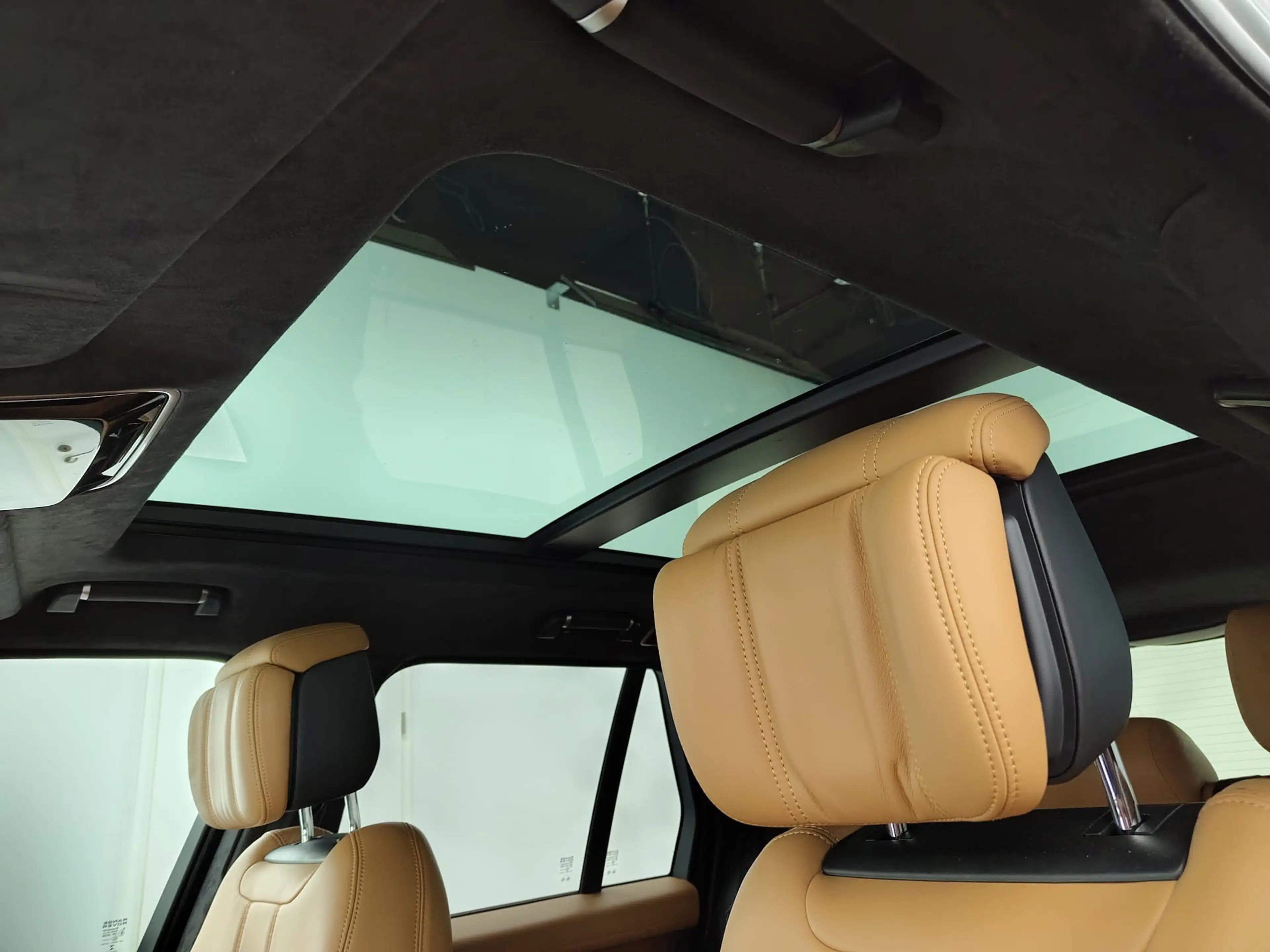 Land Rover Range Rover 4.4 SDV8 Autobiography Pano LED — photo 9