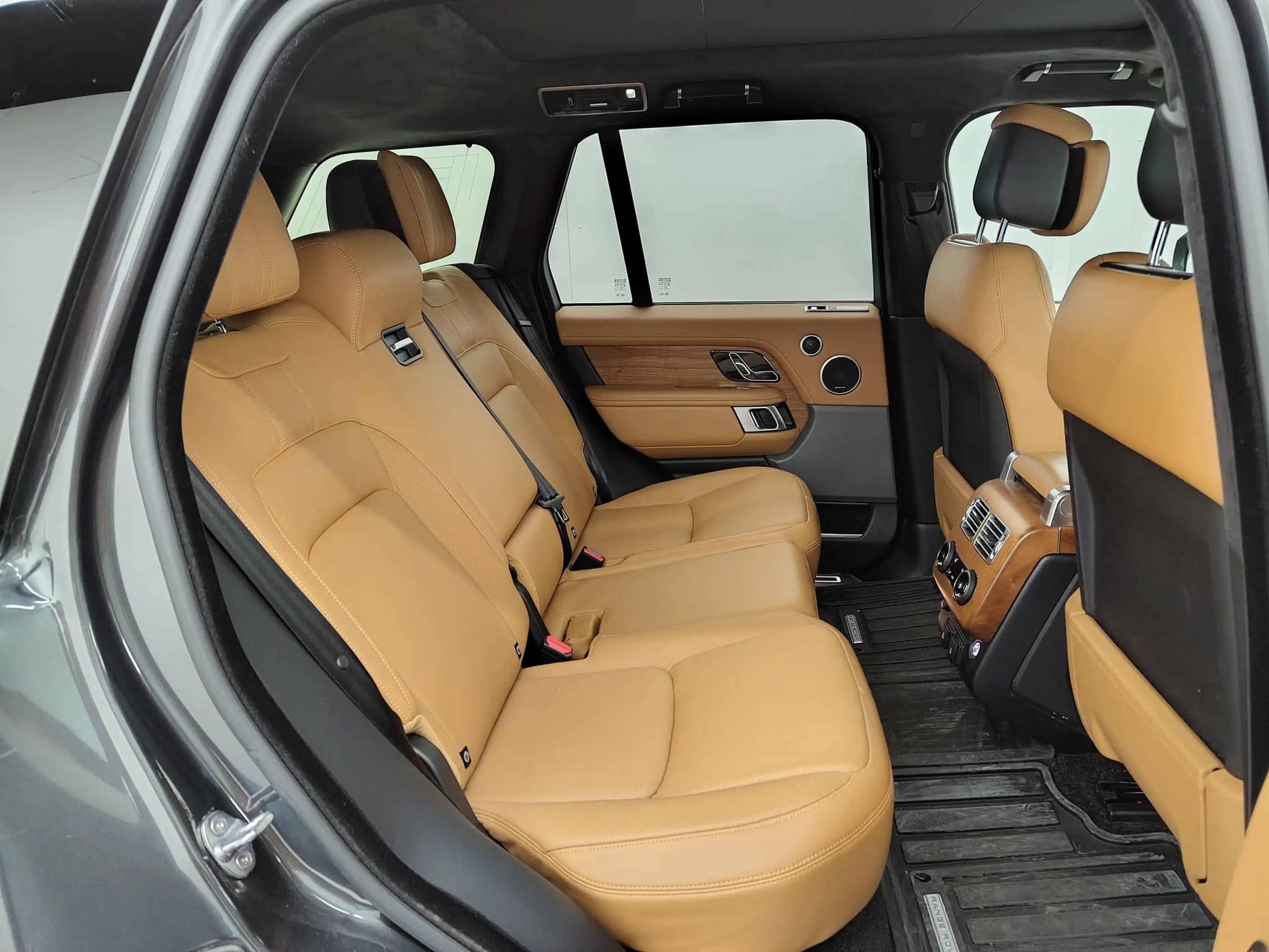 Land Rover Range Rover 4.4 SDV8 Autobiography Pano LED — photo 13