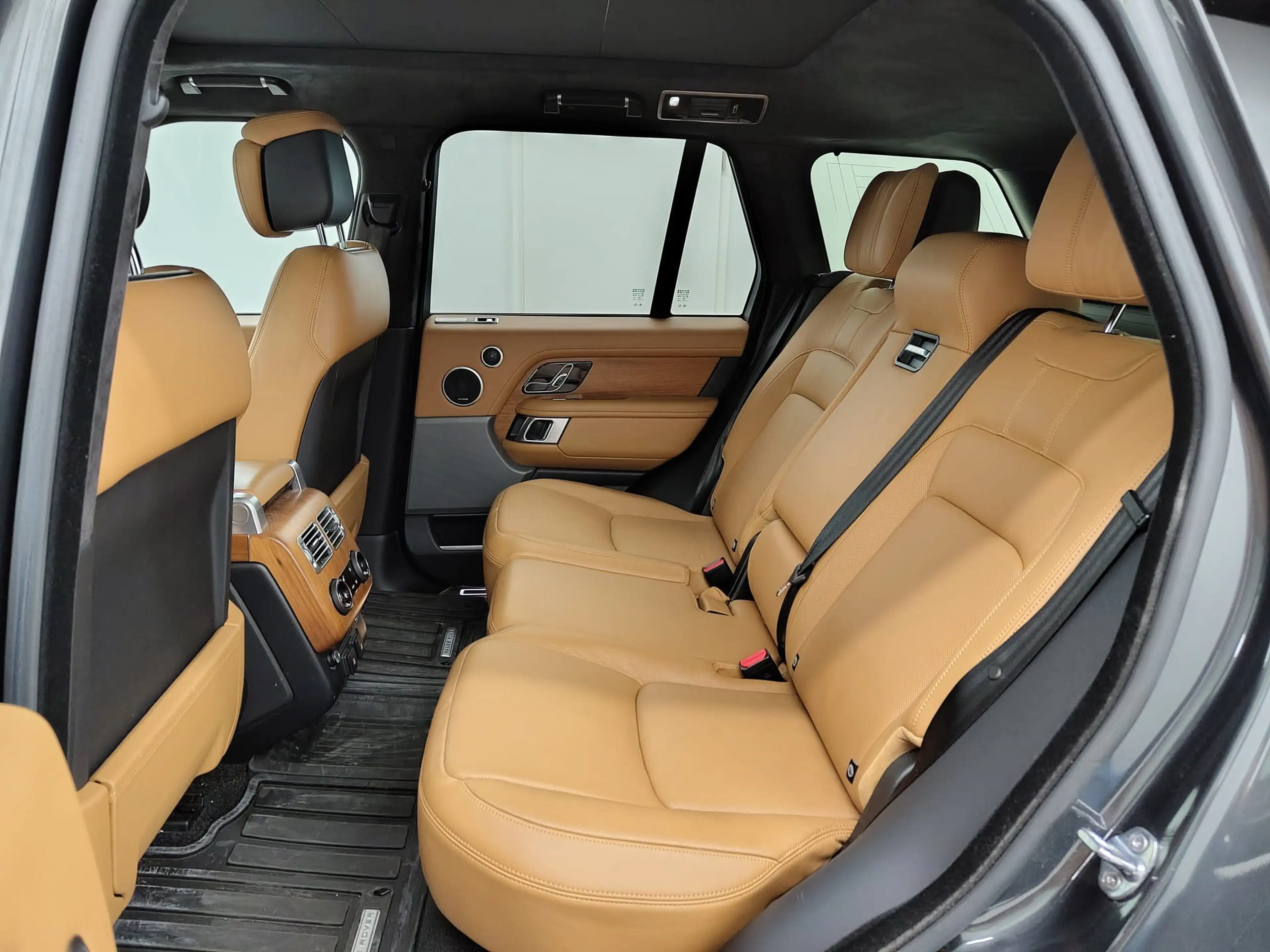 Land Rover Range Rover 4.4 SDV8 Autobiography Pano LED — photo 10