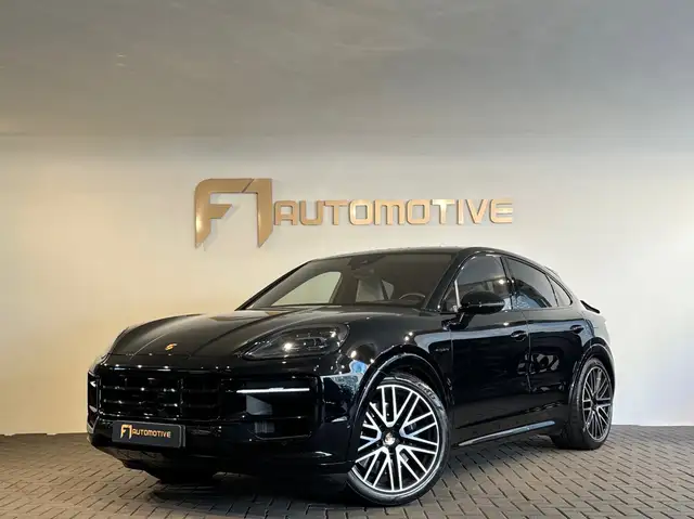 2024 Porsche Cayenne in Black for sale
