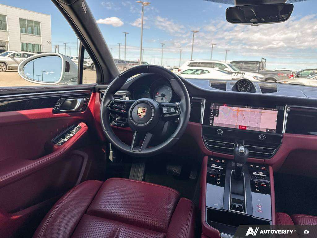 2024 Porsche Macan S | HEATED & COOLED SEATS | PANO-ROOF | NAVI | PWR thumb 10
