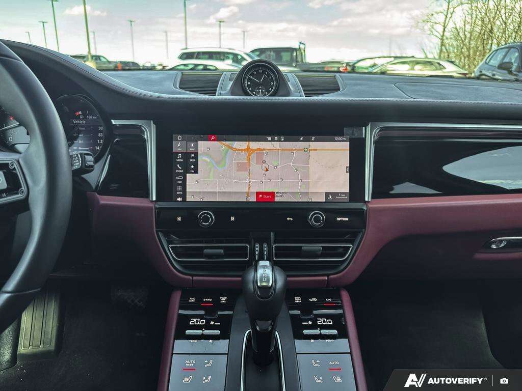 2024 Porsche Macan S | HEATED & COOLED SEATS | PANO-ROOF | NAVI | PWR thumb 17