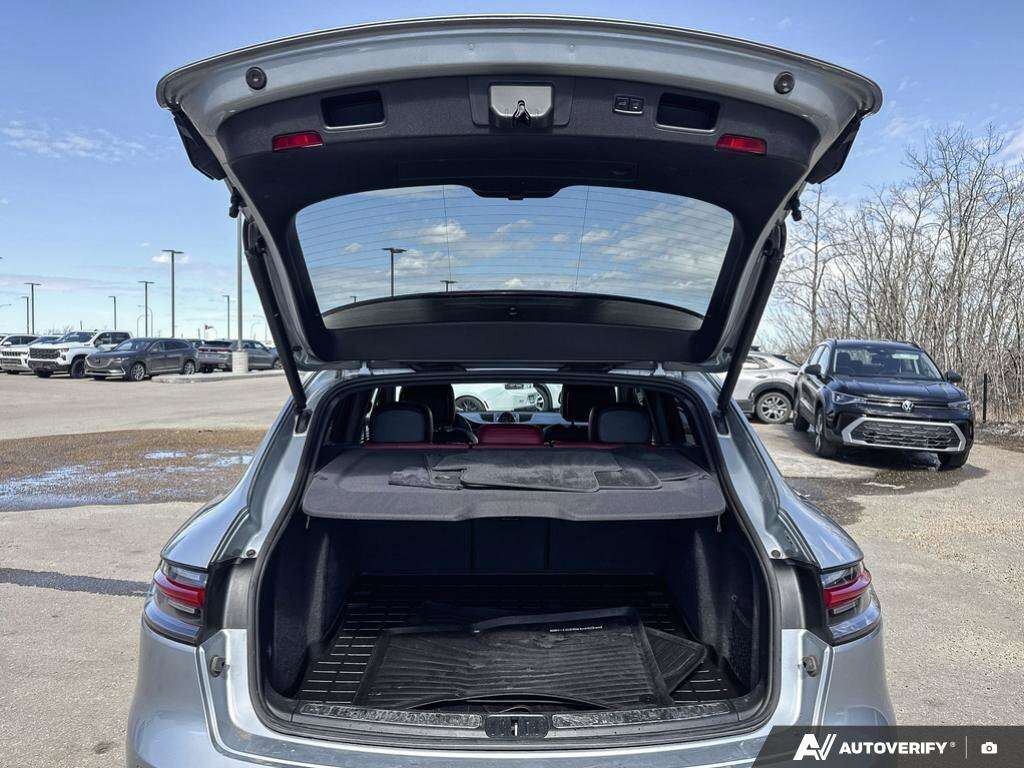 2024 Porsche Macan S | HEATED & COOLED SEATS | PANO-ROOF | NAVI | PWR thumb 20