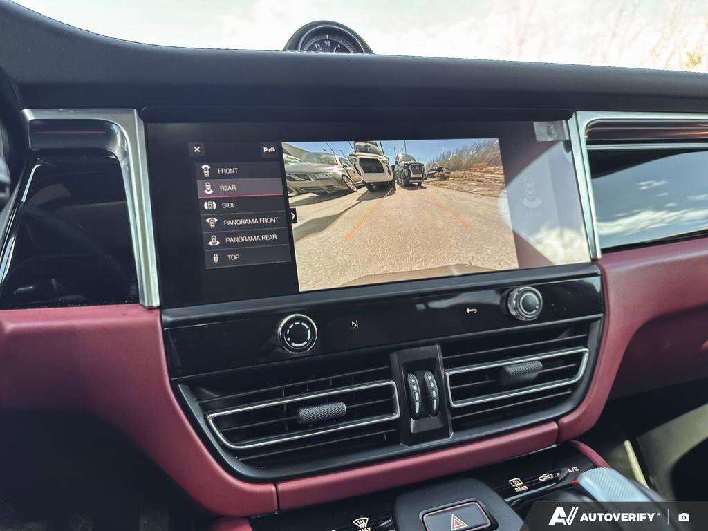 2024 Porsche Macan S | HEATED & COOLED SEATS | PANO-ROOF | NAVI | PWR thumb 26