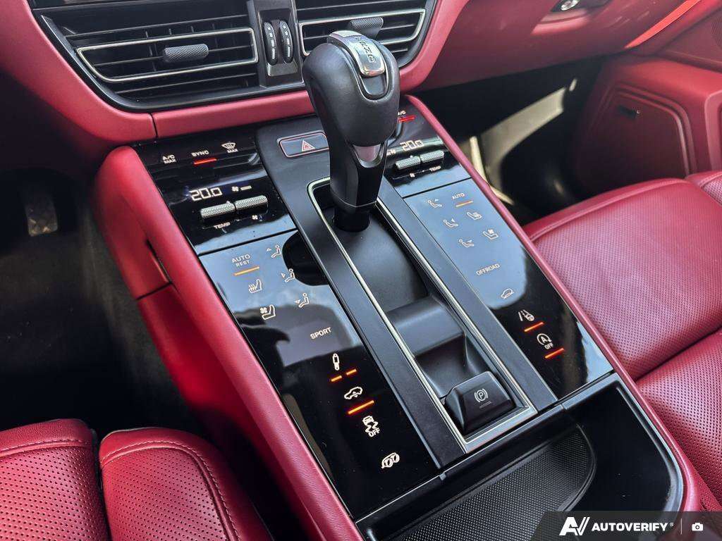2024 Porsche Macan S | HEATED & COOLED SEATS | PANO-ROOF | NAVI | PWR thumb 18