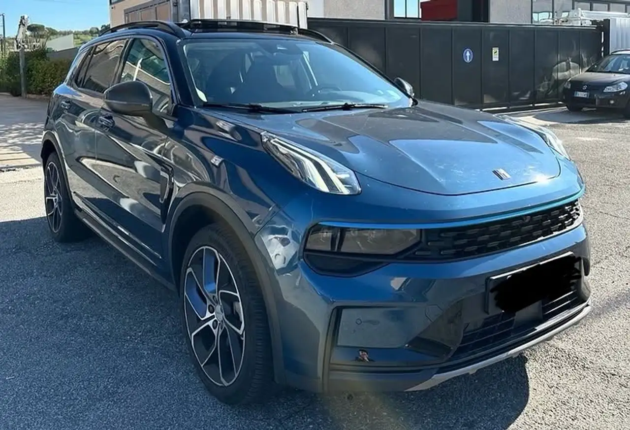 Lynk & Co 01 2022