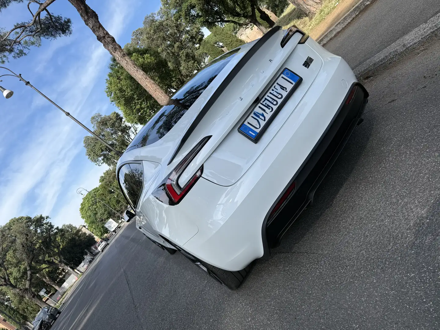 Tesla Model 3 Performance Highland IVA ESPOSTA impianto Brembo - 2