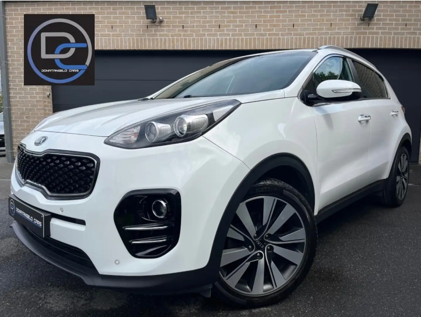 Kia Sportage 1.7 CRDi 116CV NAVI CARPLAY Blanc - 1