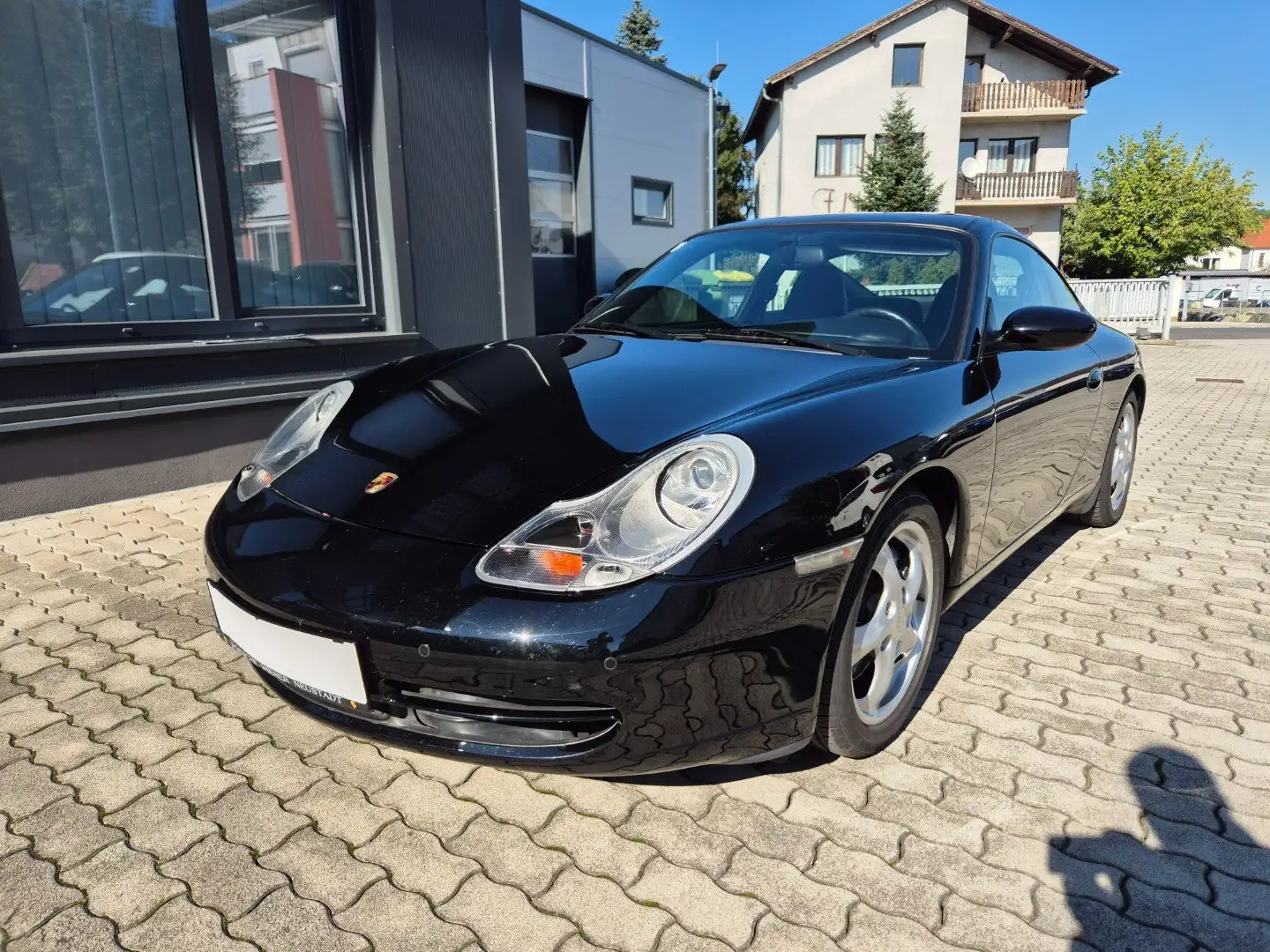 Porsche 911 Carrera 4 Coupe Schwarz - 1