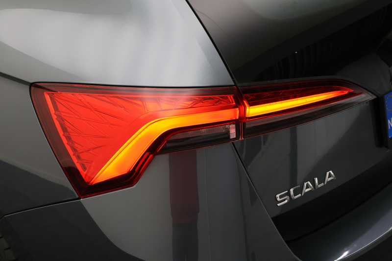 Skoda Scala 1.0 TSI Ambition — photo 25