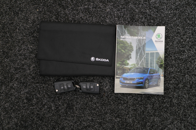Skoda Scala 1.0 TSI Ambition — photo 45