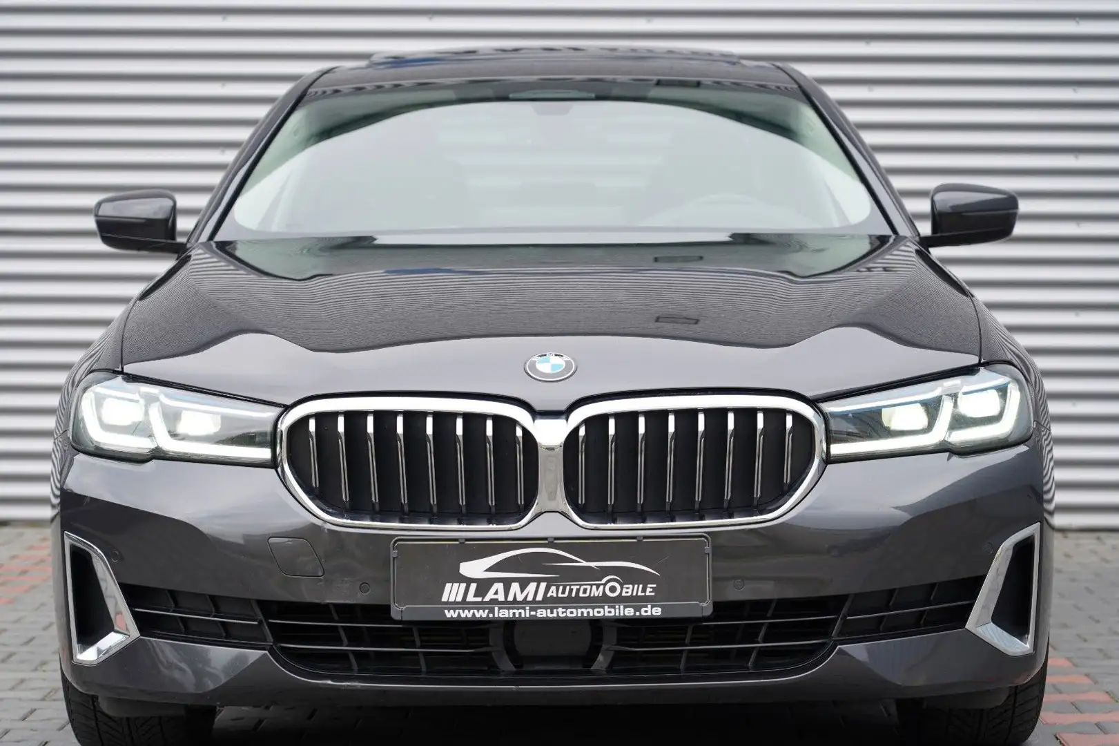 BMW 530 d Luxury Line GSD HEADUP LASER KOMFORT ACC Grau - 2