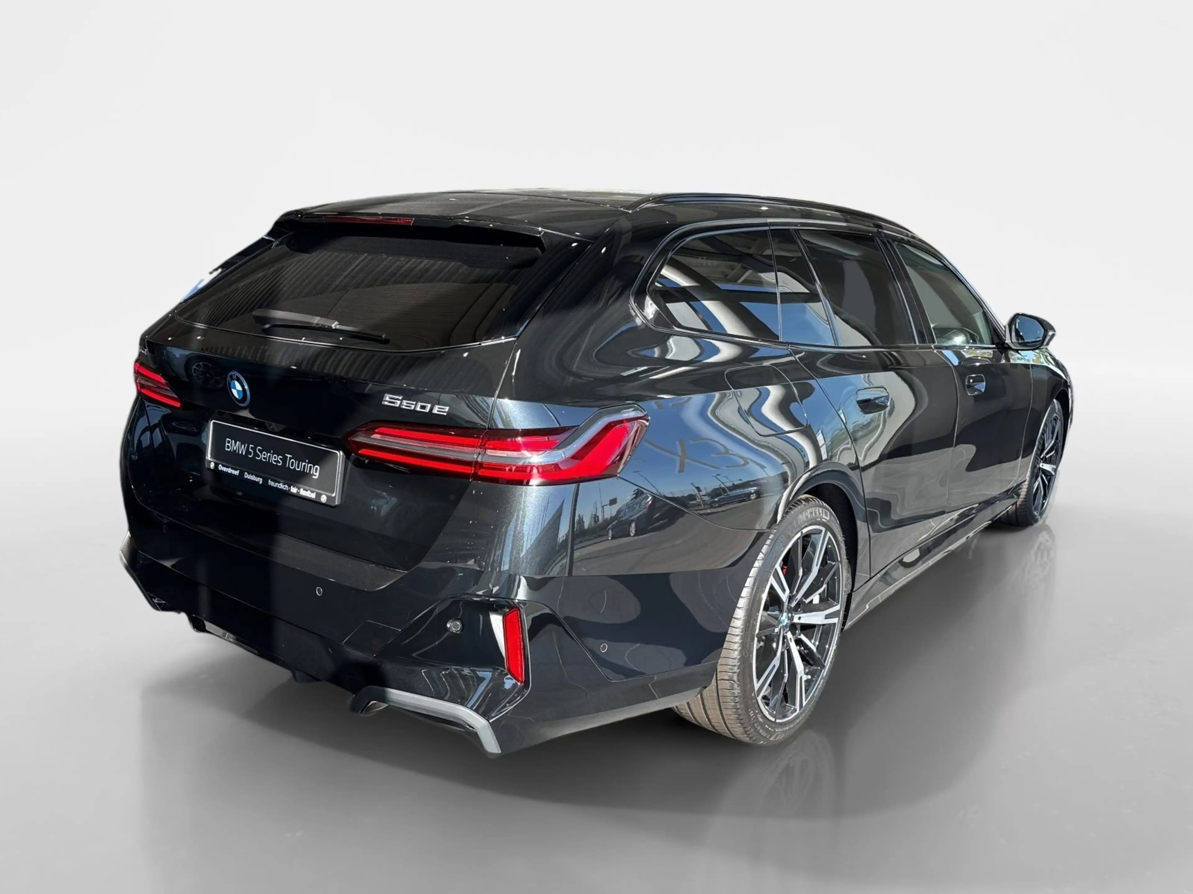 BMW 550 e xDrive Touring — photo 5