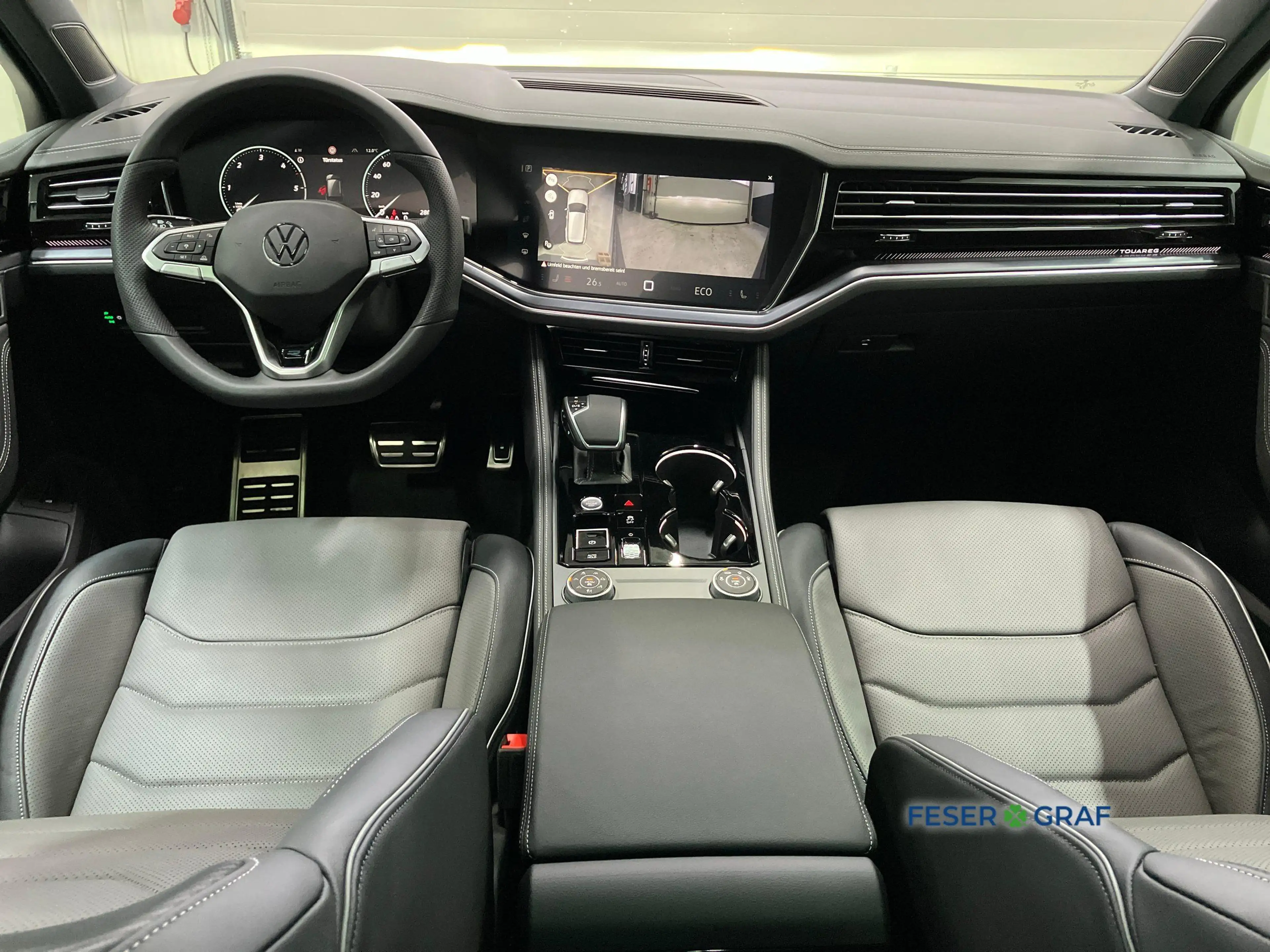 Volkswagen Touareg R-Line TDI Pano AHK AIR 22" 360° Stdhz. — photo 8