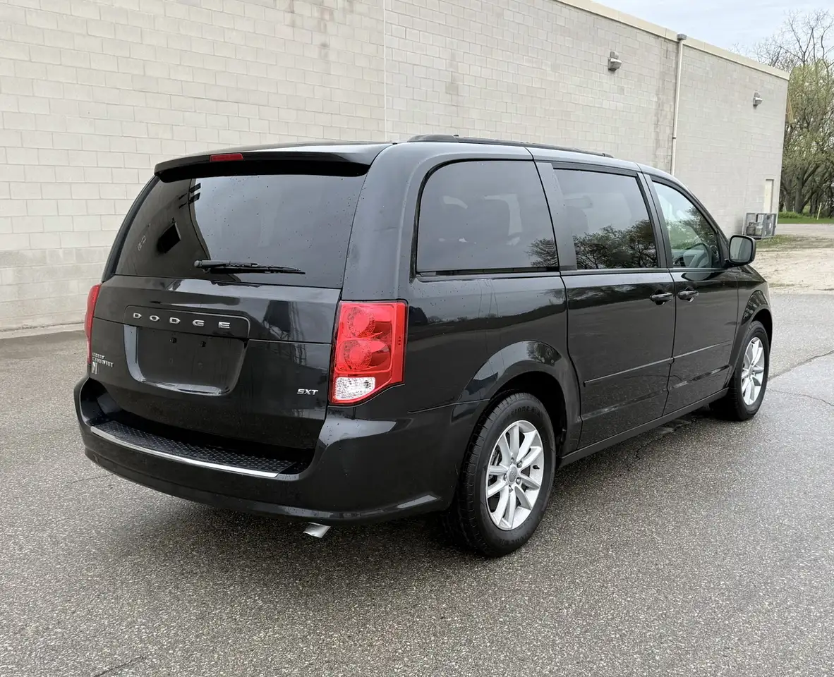 Dodge Grand Caravan fotografie Dodge Grand Caravan