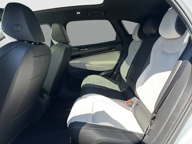 Volkswagen ID.7 view 11