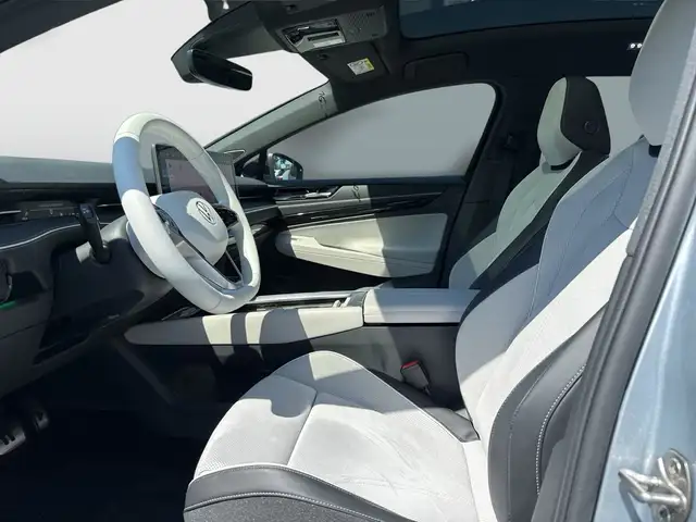 Volkswagen ID.7 view 10