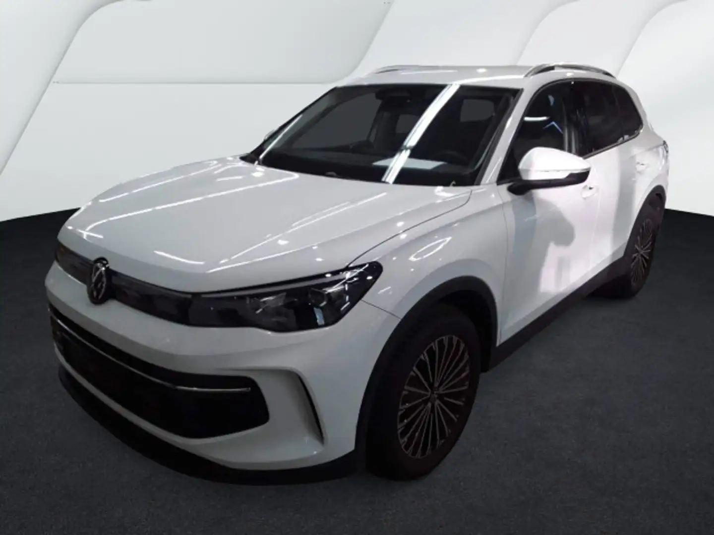 Volkswagen Tiguan 1.5 eTSI DSG LIFE LED+ AHK KAMERA WINTERP Weiß - 2