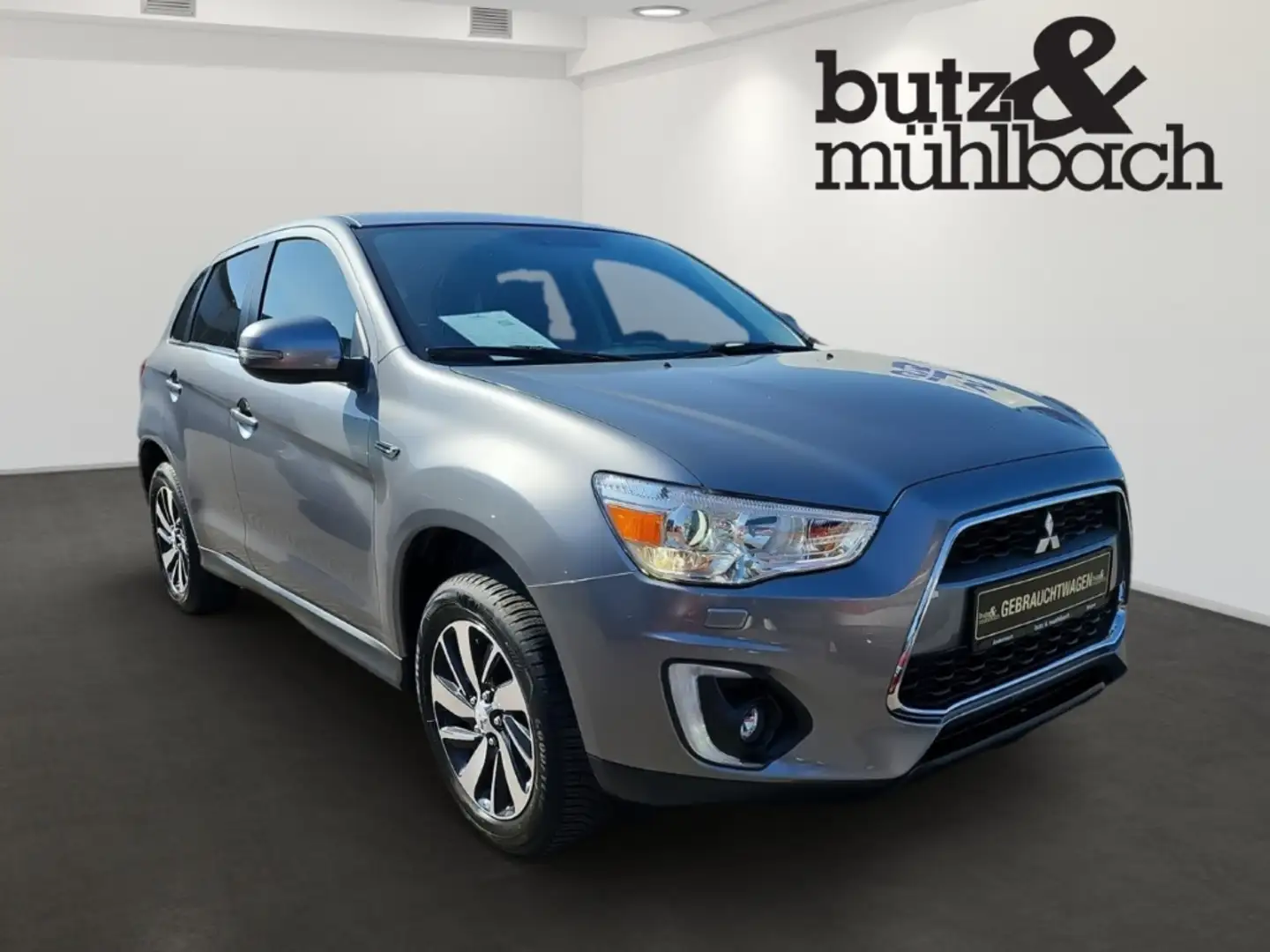 Mitsubishi ASX Comfort Edition 2WD 1.6 MIVEC siva - 2