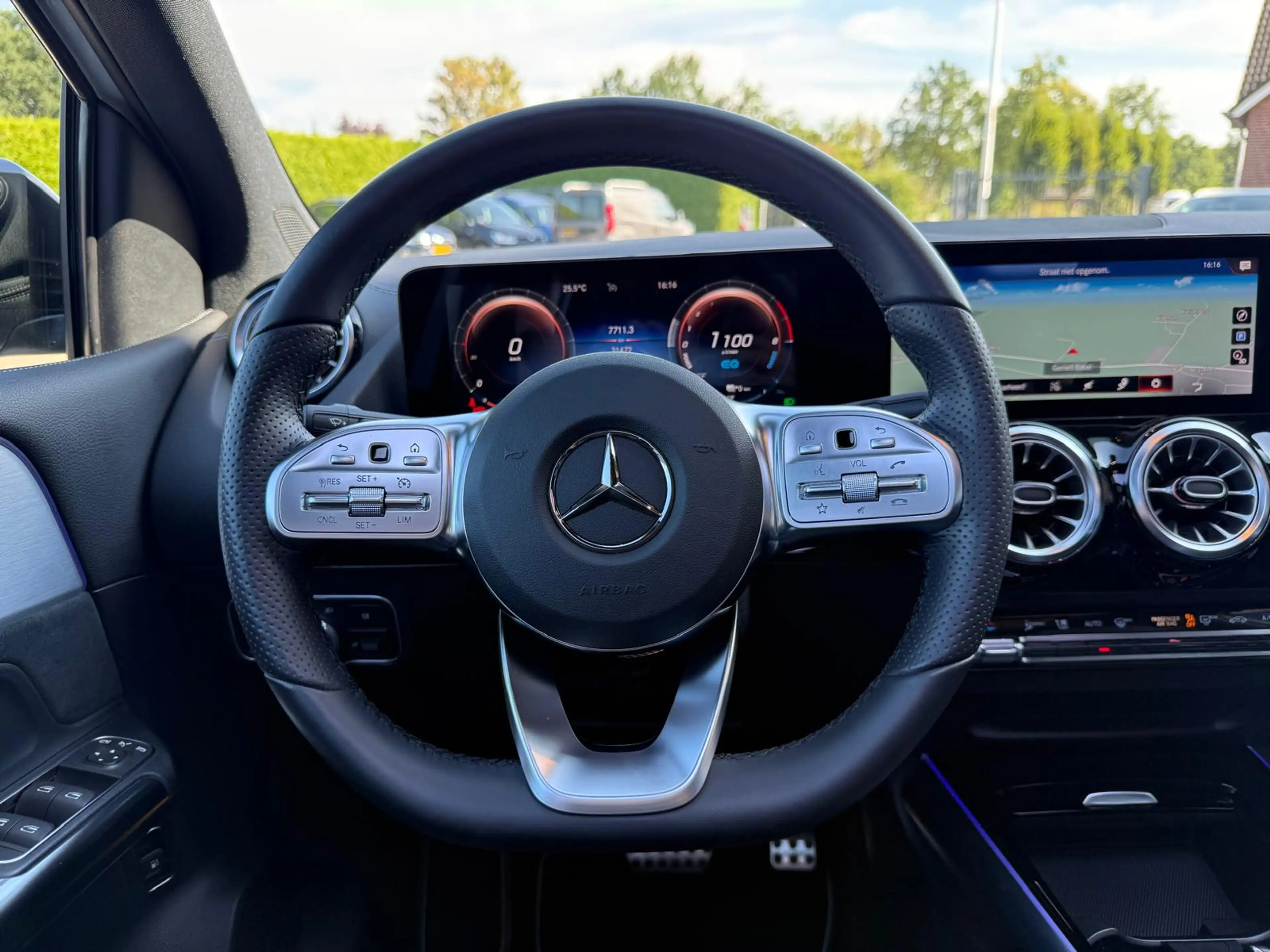 Mercedes-Benz B 250 e AMG Line Edition NIGHT Navi | Camera | Panorama — photo 9