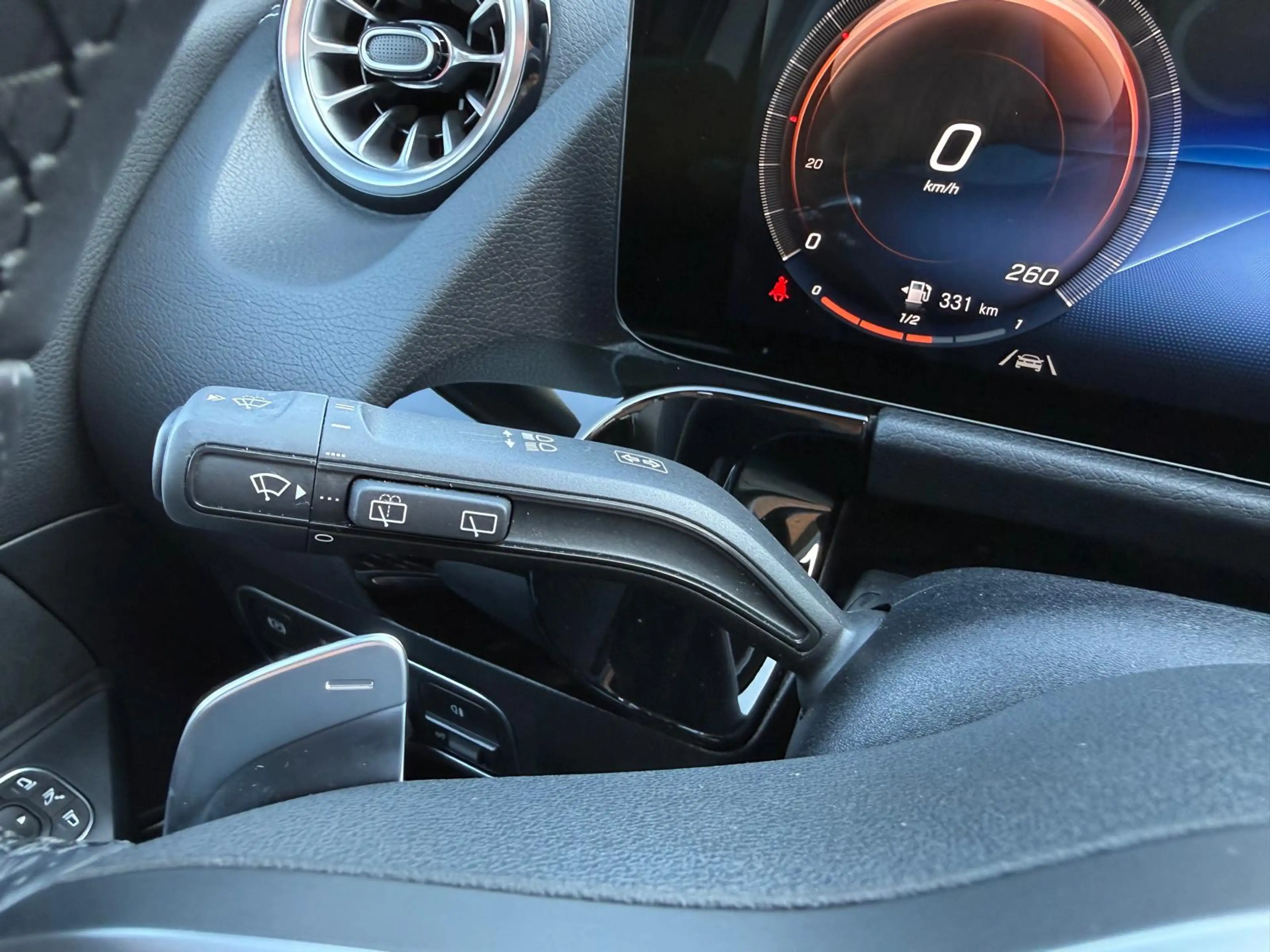 Mercedes-Benz B 250 e AMG Line Edition NIGHT Navi | Camera | Panorama — photo 36